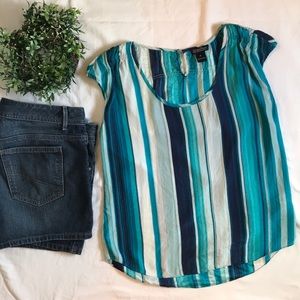 Lucky 🍀 Brand silk top